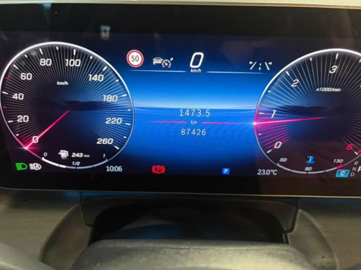 Mercedes-Benz Classe V usata a Milano (7)