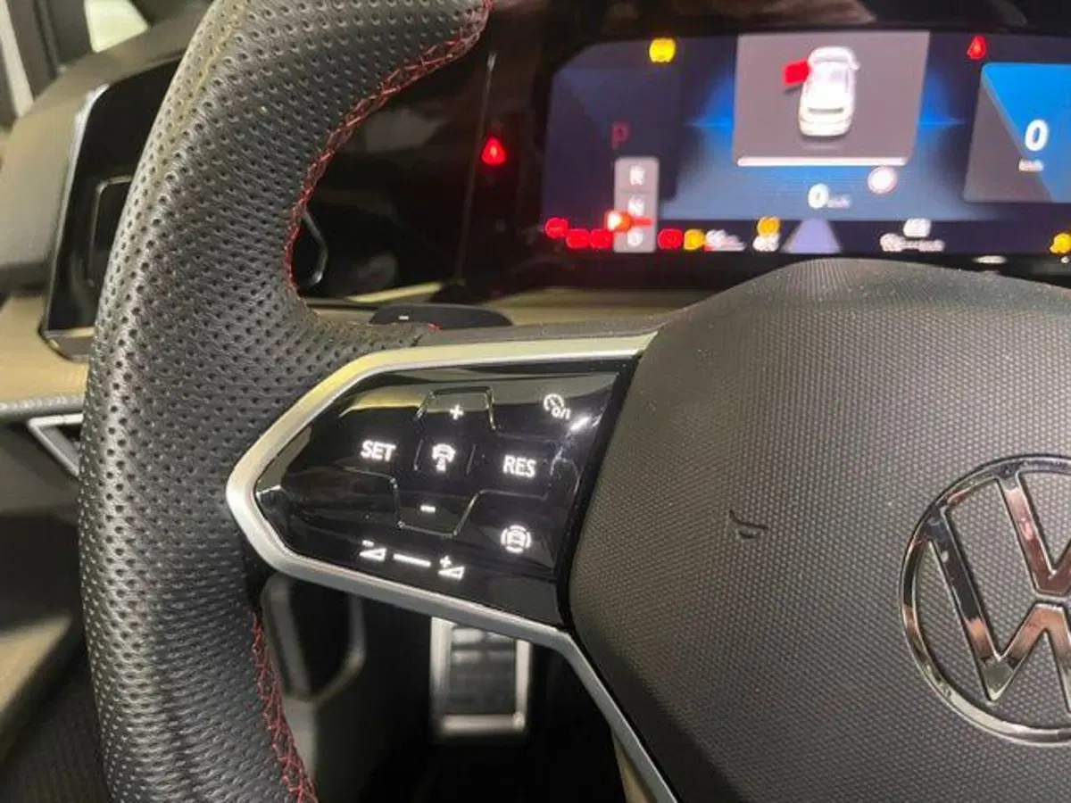 Volkswagen Golf usata a Verbano Cusio Ossola (15)