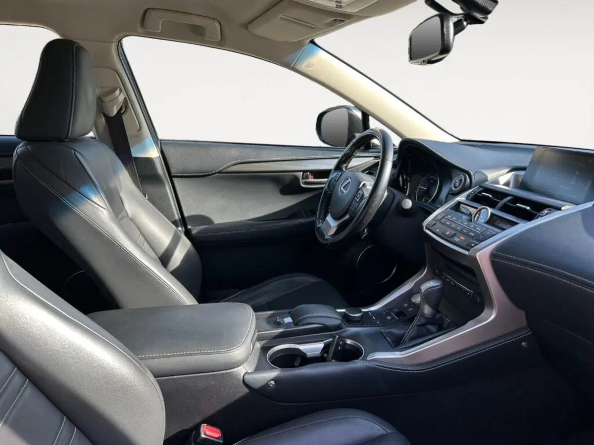 Lexus NX usata a Verona (5)