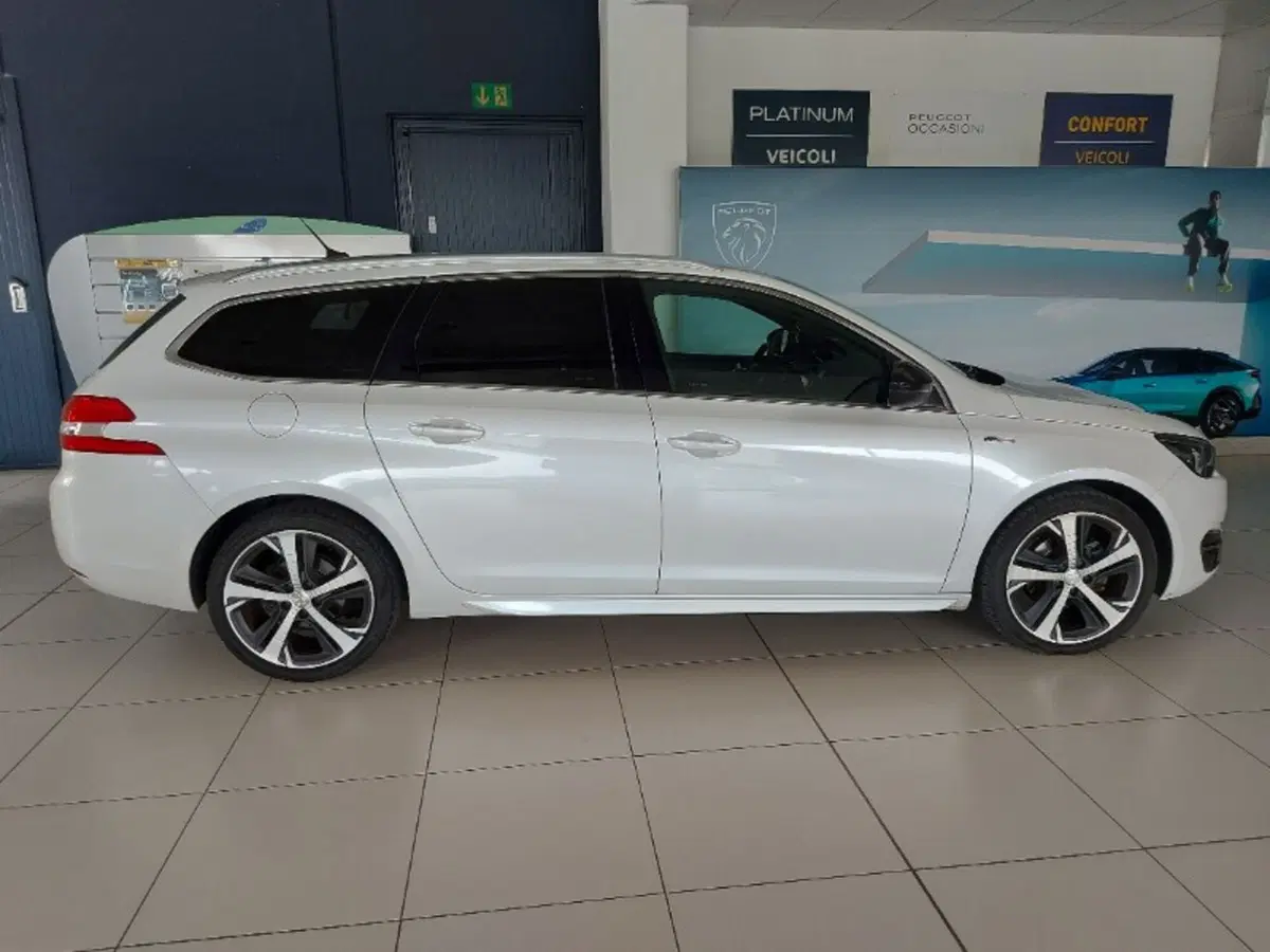 Peugeot 308 SW usata a Pordenone (4)
