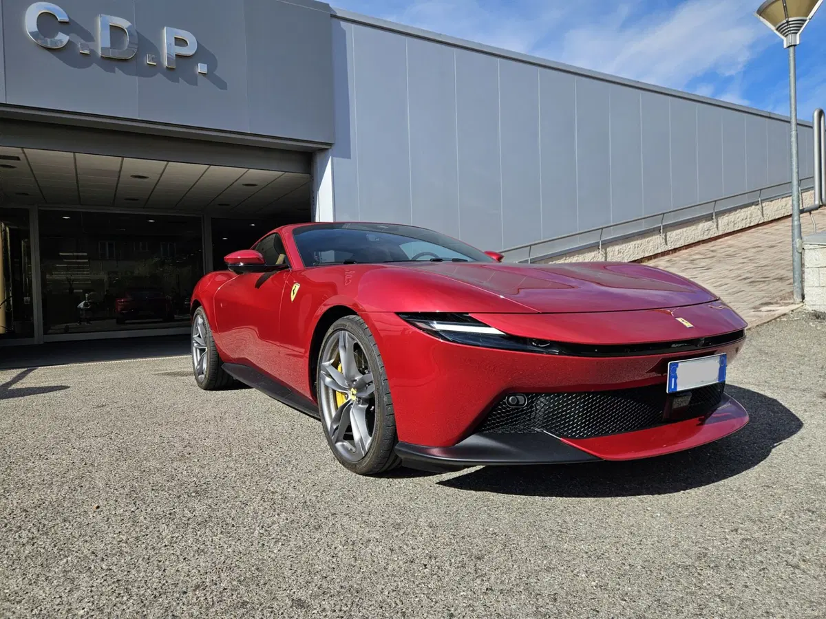 Ferrari Amalfi usata a Perugia (2)