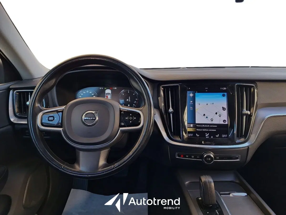 Volvo V60 usata a Bari (8)