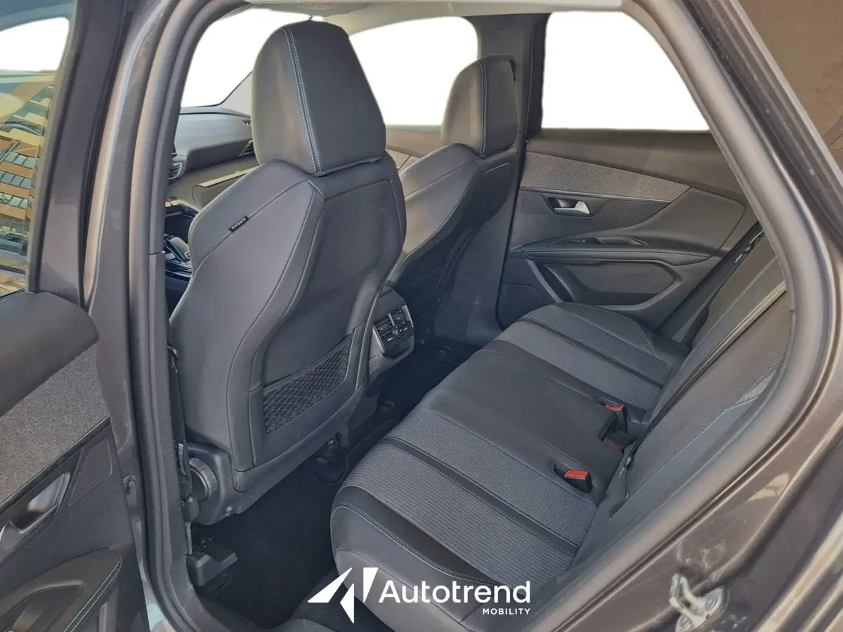Peugeot 3008 usata a Bari (13)