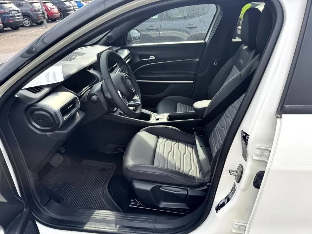 Jeep Avenger usata a Alessandria (5)