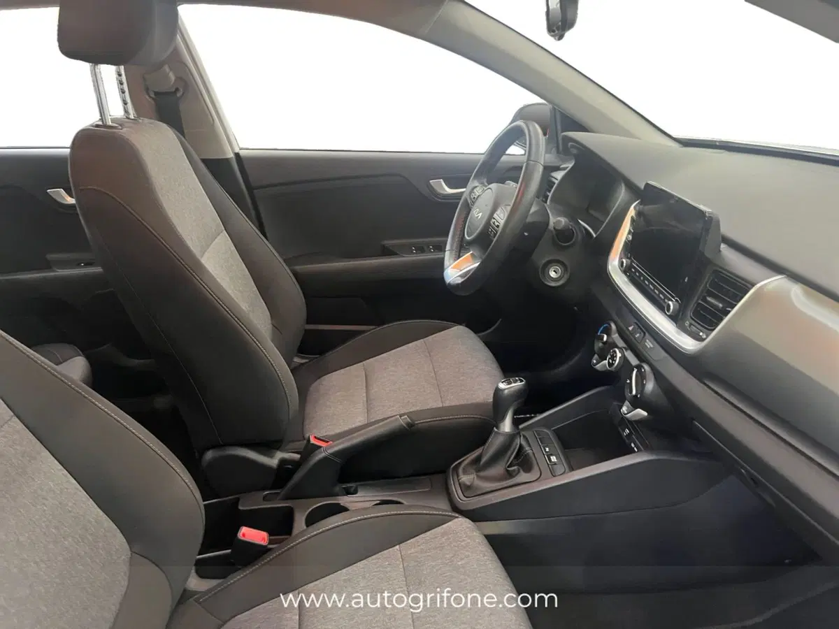 Kia Stonic usata a Modena (15)