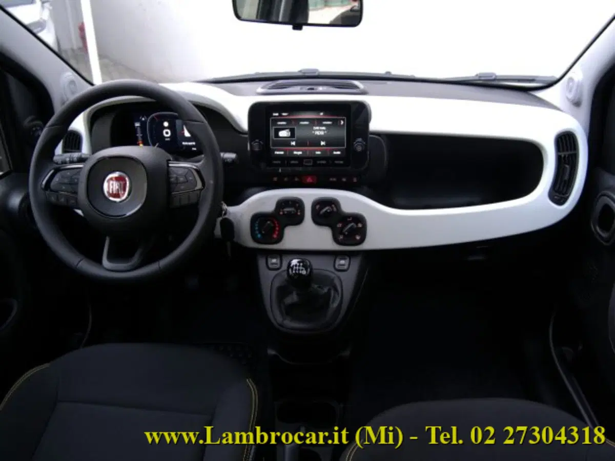 Fiat Pandina nuova a Milano (2)