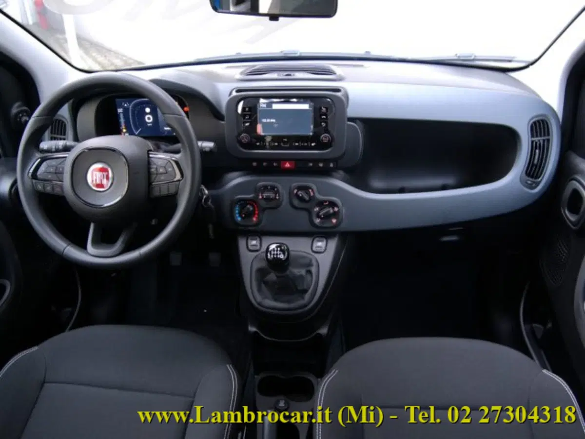 Fiat Pandina nuova a Milano (2)