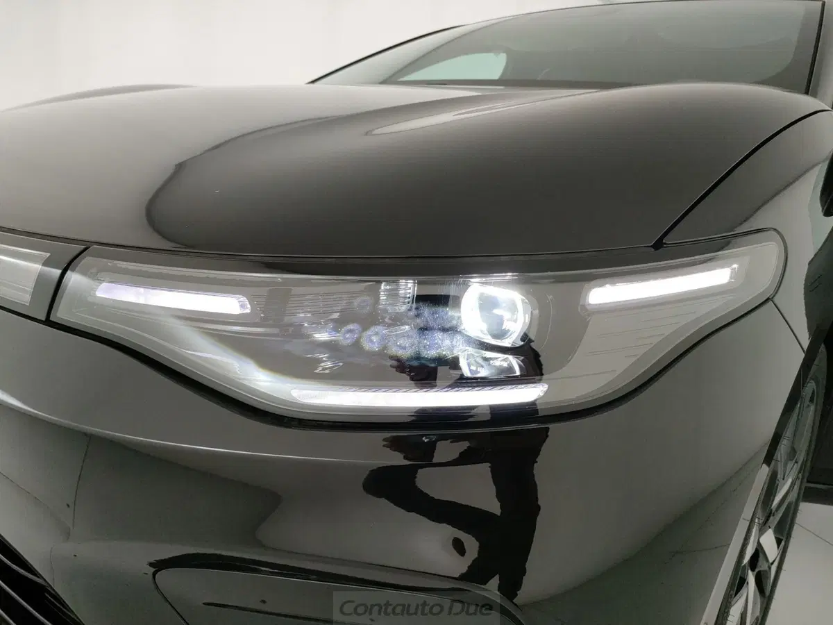 Leapmotor B05 nuova a Caserta (18)