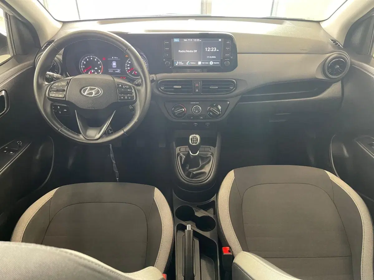 Hyundai i10 usata a Napoli (11)