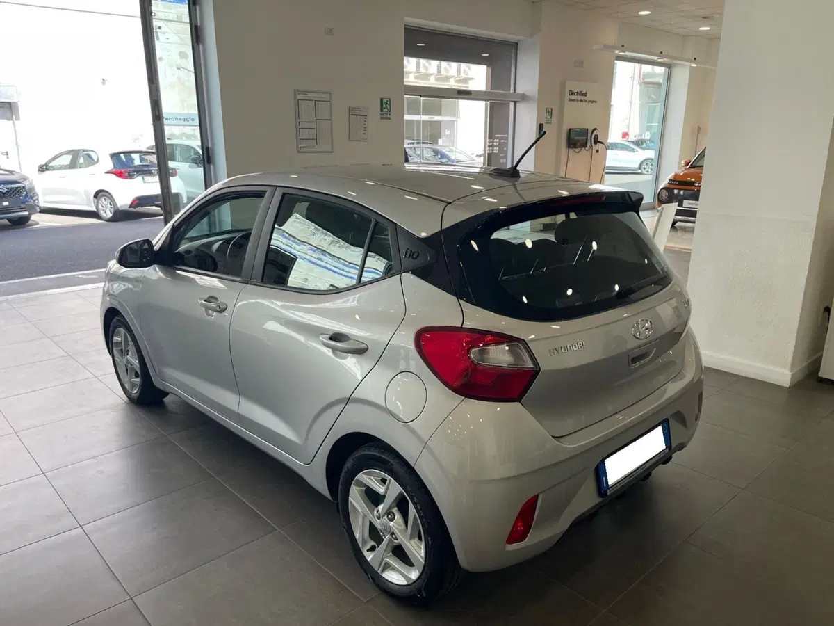 Hyundai i10 usata a Napoli (5)