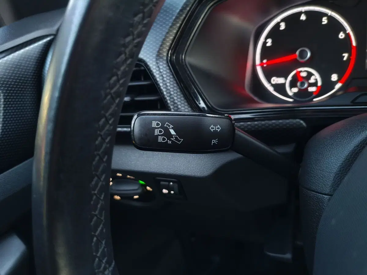 Volkswagen T-Cross usata a Matera (18)