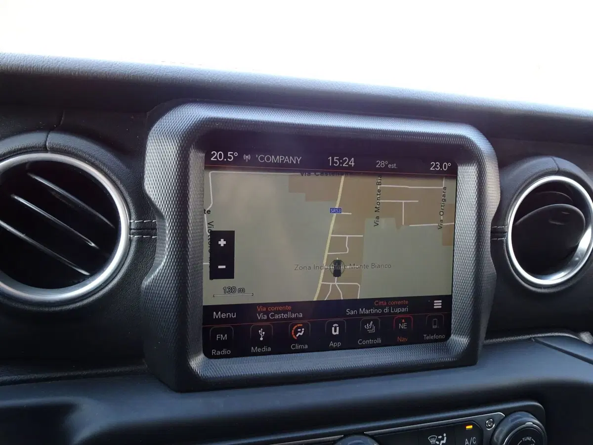 Jeep Wrangler Unlimited usata a Padova (17)