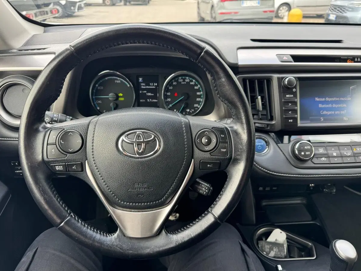 Toyota Rav4 usata a Modena (11)