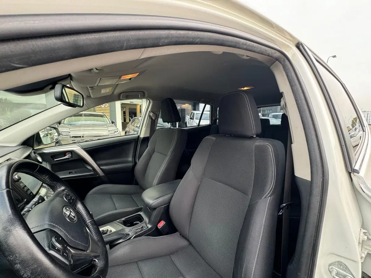 Toyota Rav4 usata a Modena (13)