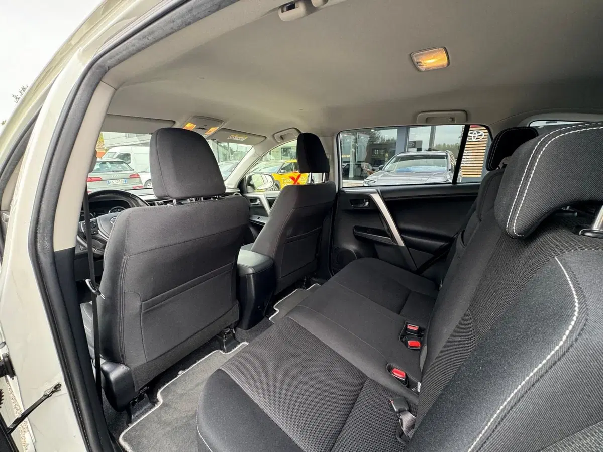 Toyota Rav4 usata a Modena (14)