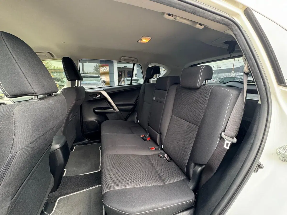 Toyota Rav4 usata a Modena (15)