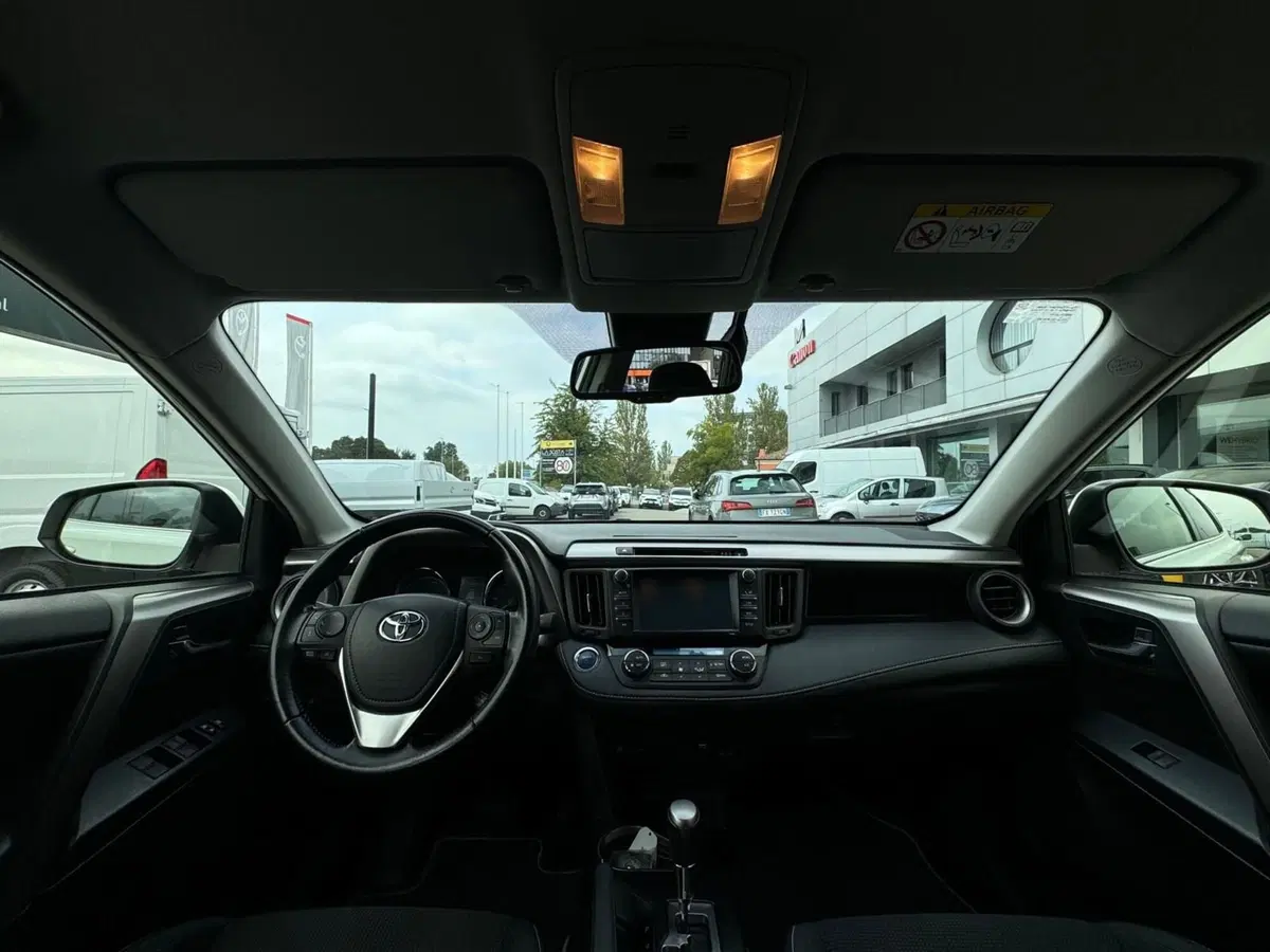 Toyota Rav4 usata a Modena (17)