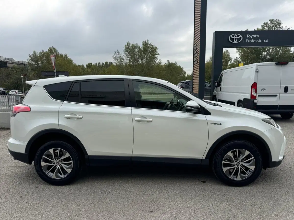 Toyota Rav4 usata a Modena (5)