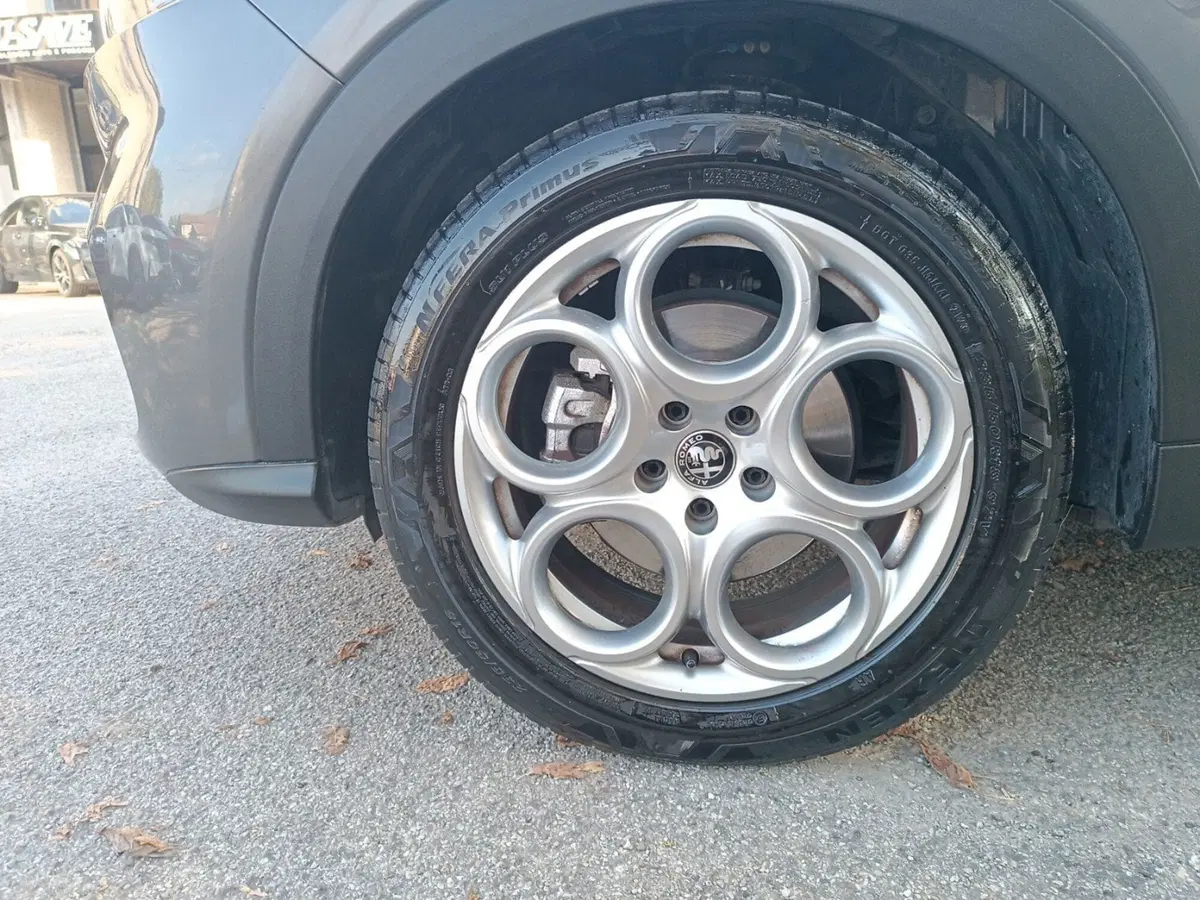 Alfa Romeo Tonale usata a Forlì-Cesena (19)