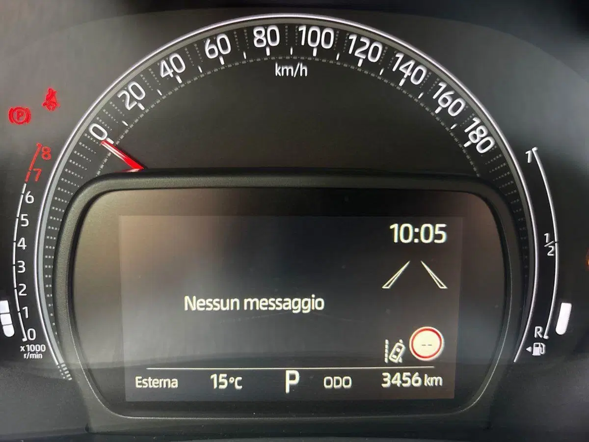 Toyota Aygo X usata a Bologna (10)