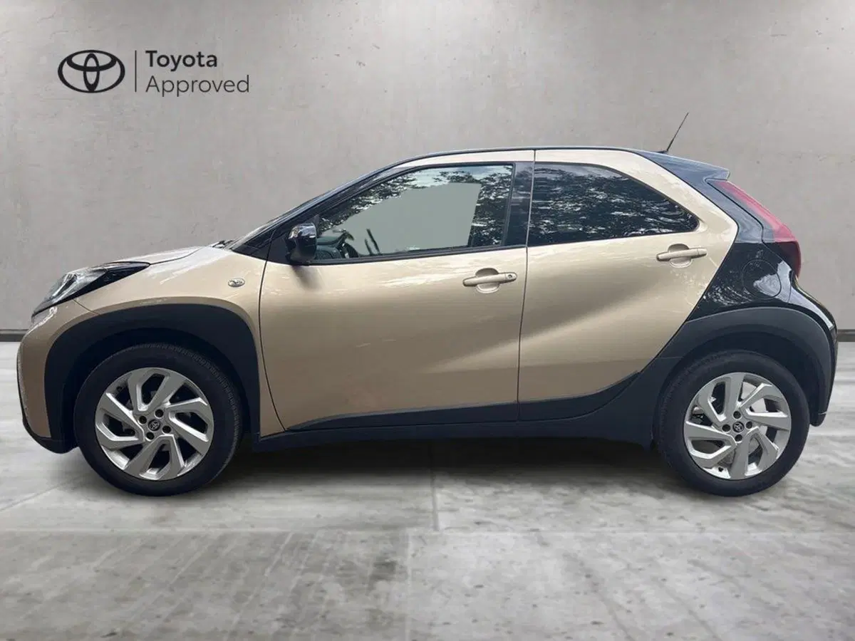 Toyota Aygo X usata a Bologna (4)