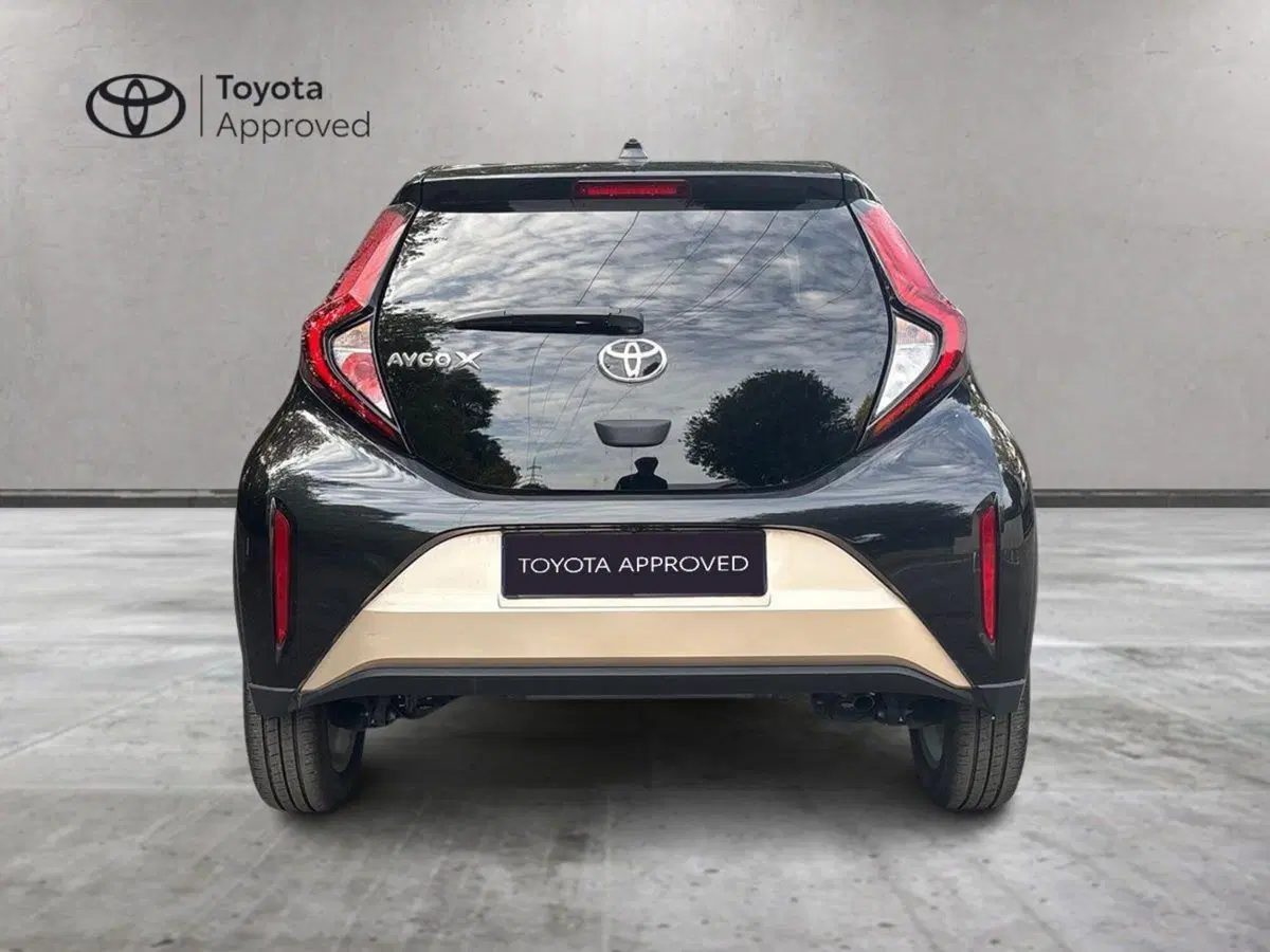 Toyota Aygo X usata a Bologna (7)