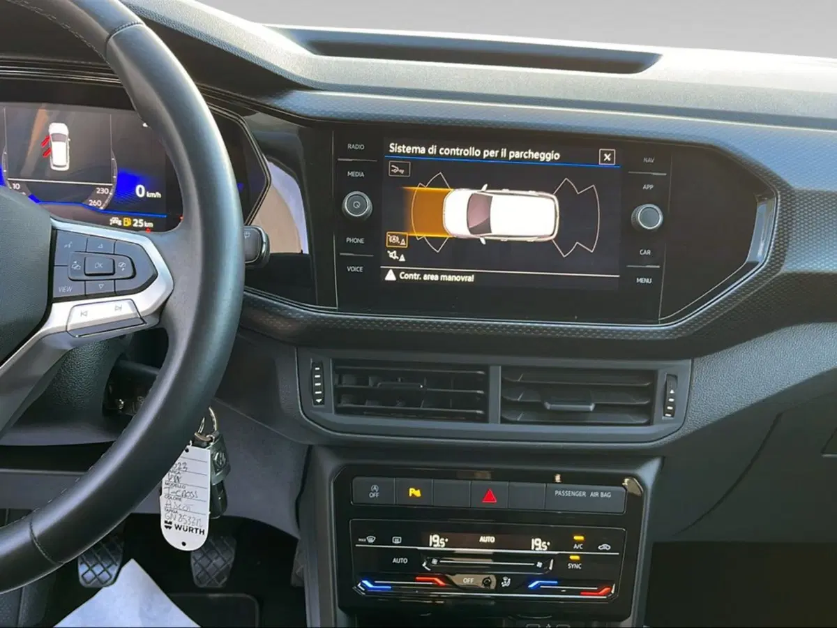 Volkswagen T-Cross usata a Pisa (12)