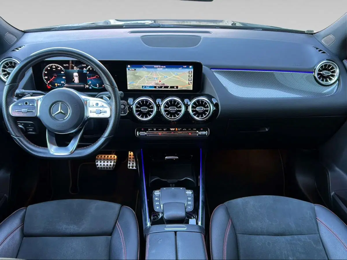 Mercedes-Benz GLA SUV usata a Firenze (10)