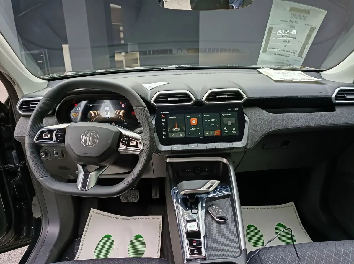 Mg ZS nuova a Torino (7)