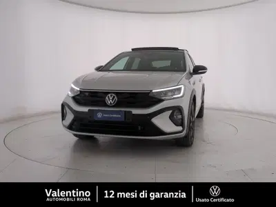 Volkswagen Taigo 1.0 TSI 110 CV DSG R-Line del 2023 usata a Roma