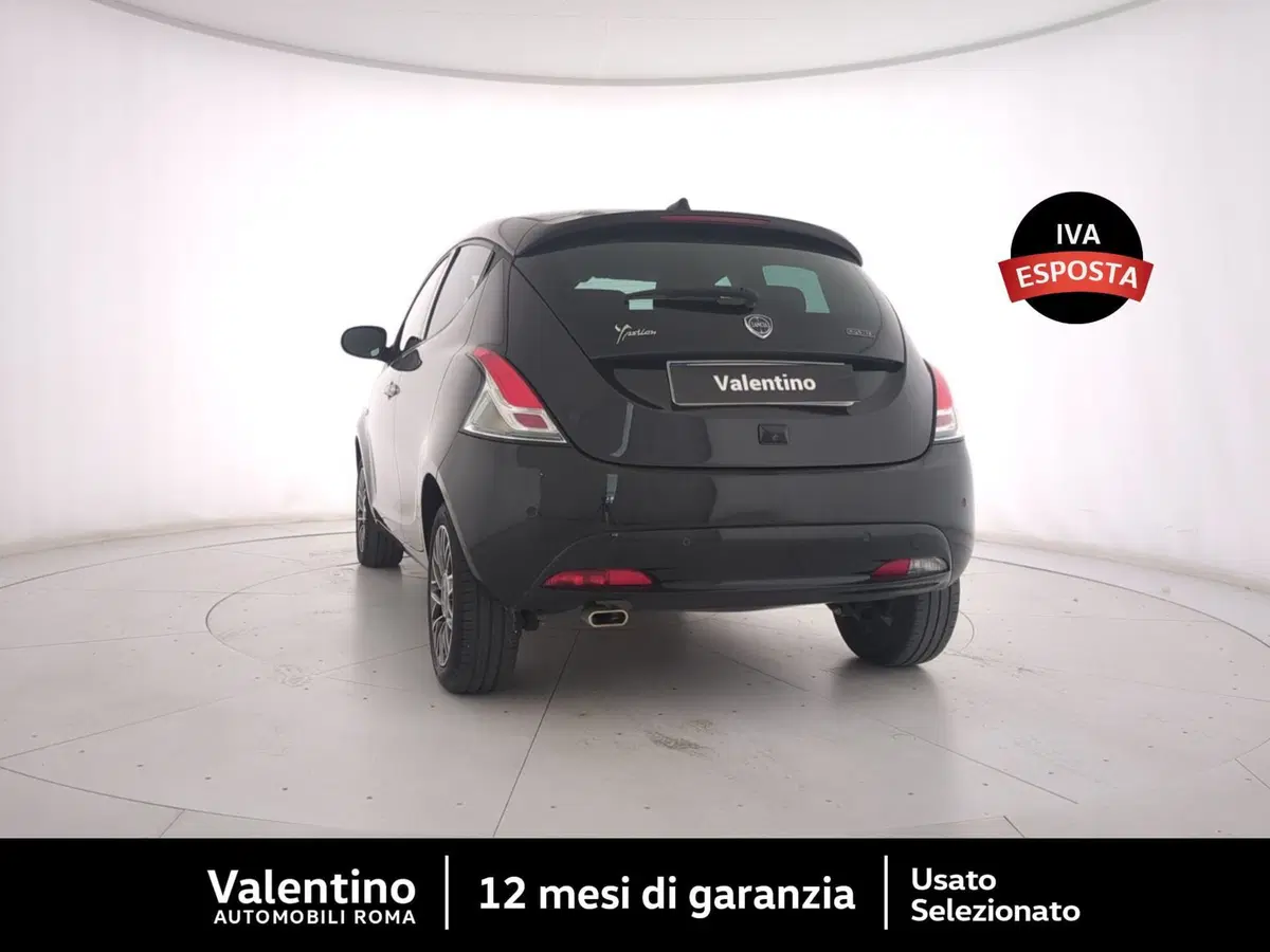 Lancia Ypsilon usata a Roma (5)