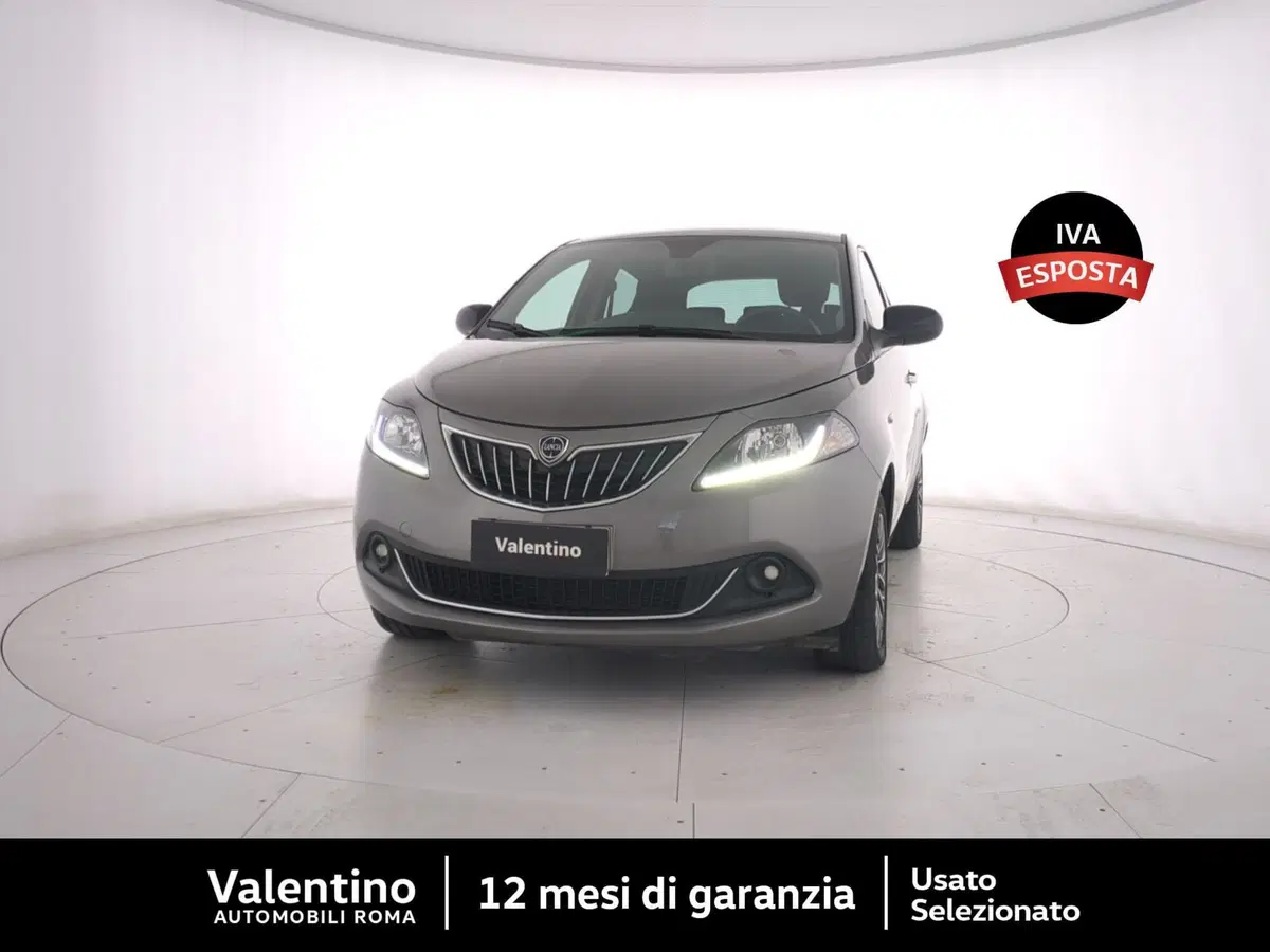 Lancia Ypsilon usata a Roma