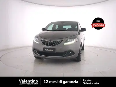 Lancia Ypsilon 1.0 FireFly 5 porte S&S Hybrid Gold Plus del 2023 usata a Roma