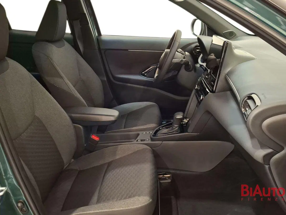 Toyota Yaris Cross nuova a Firenze (17)