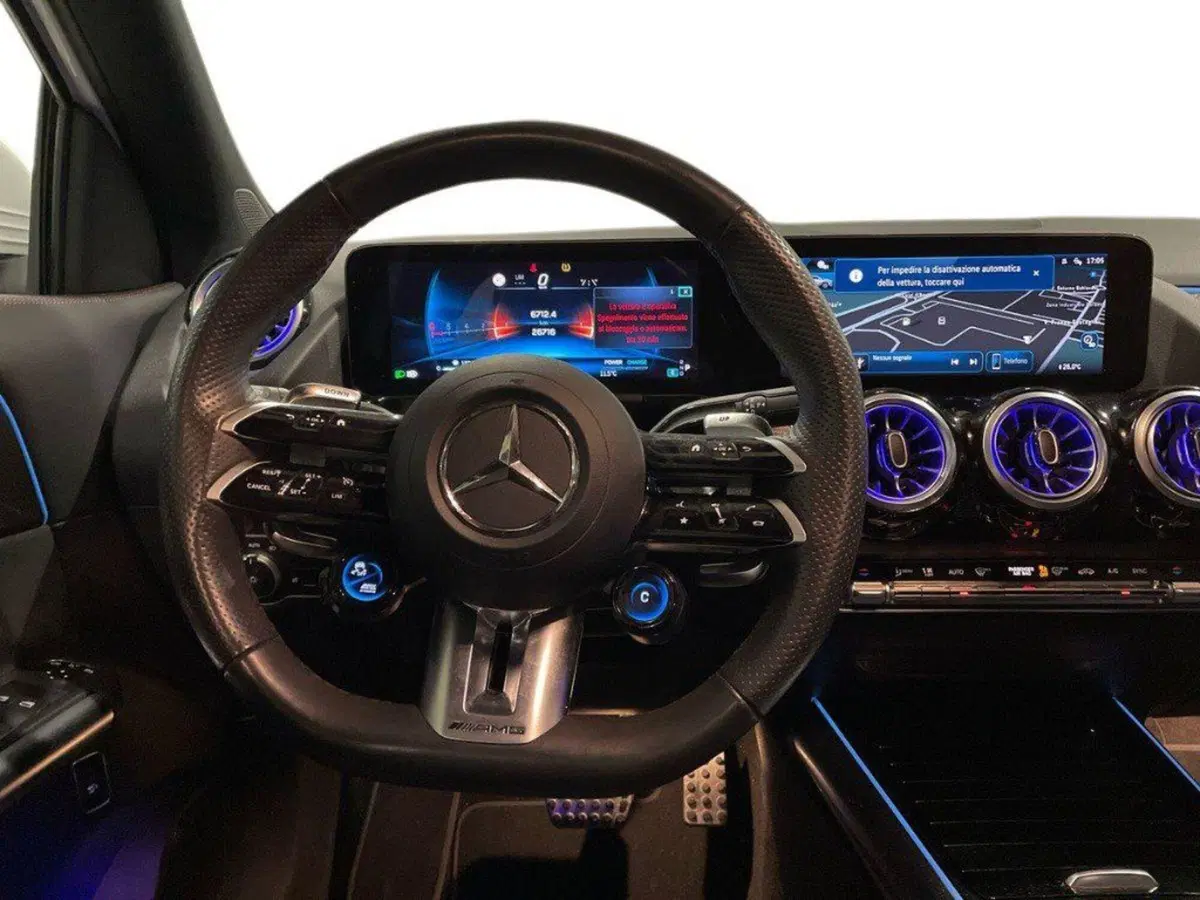 Mercedes-Benz GLA SUV usata a Macerata (11)