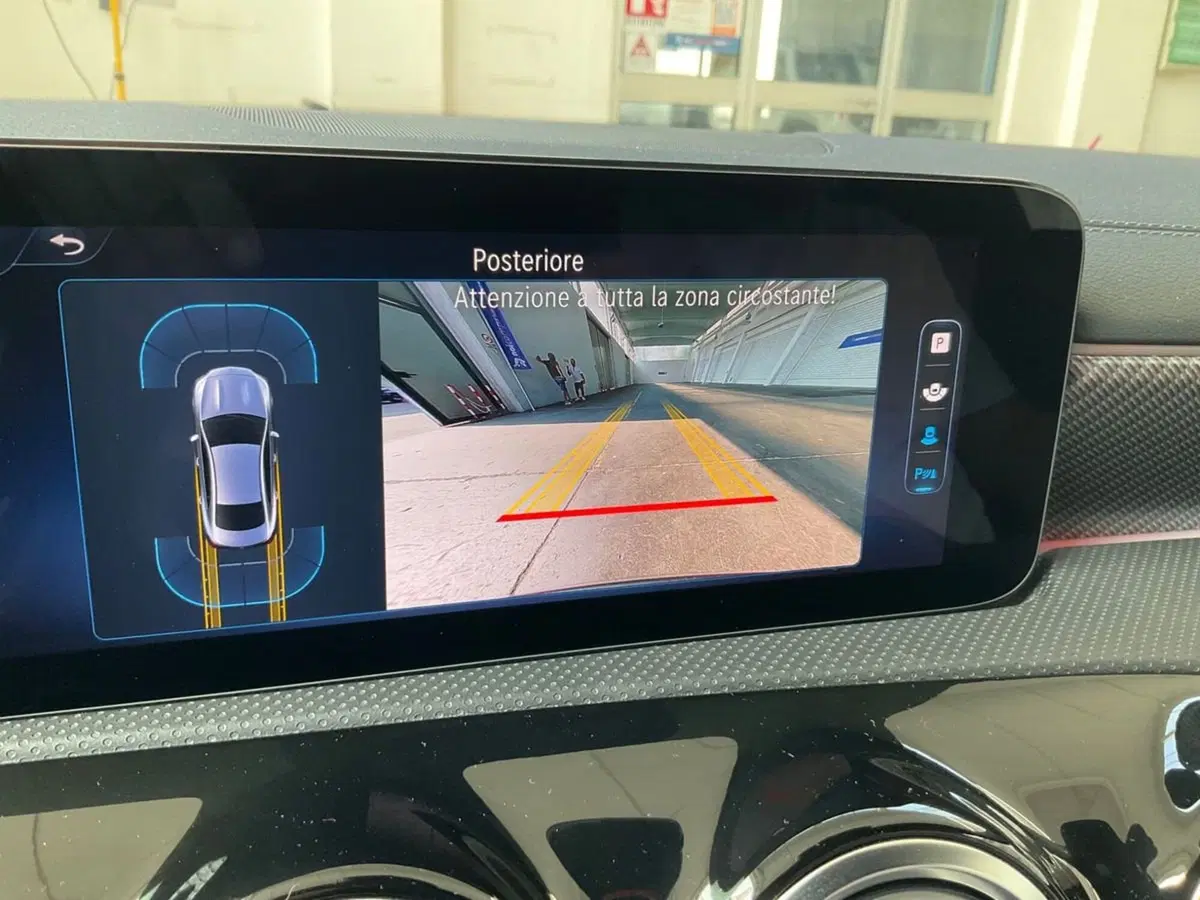 Mercedes-Benz CLA usata a Como (12)