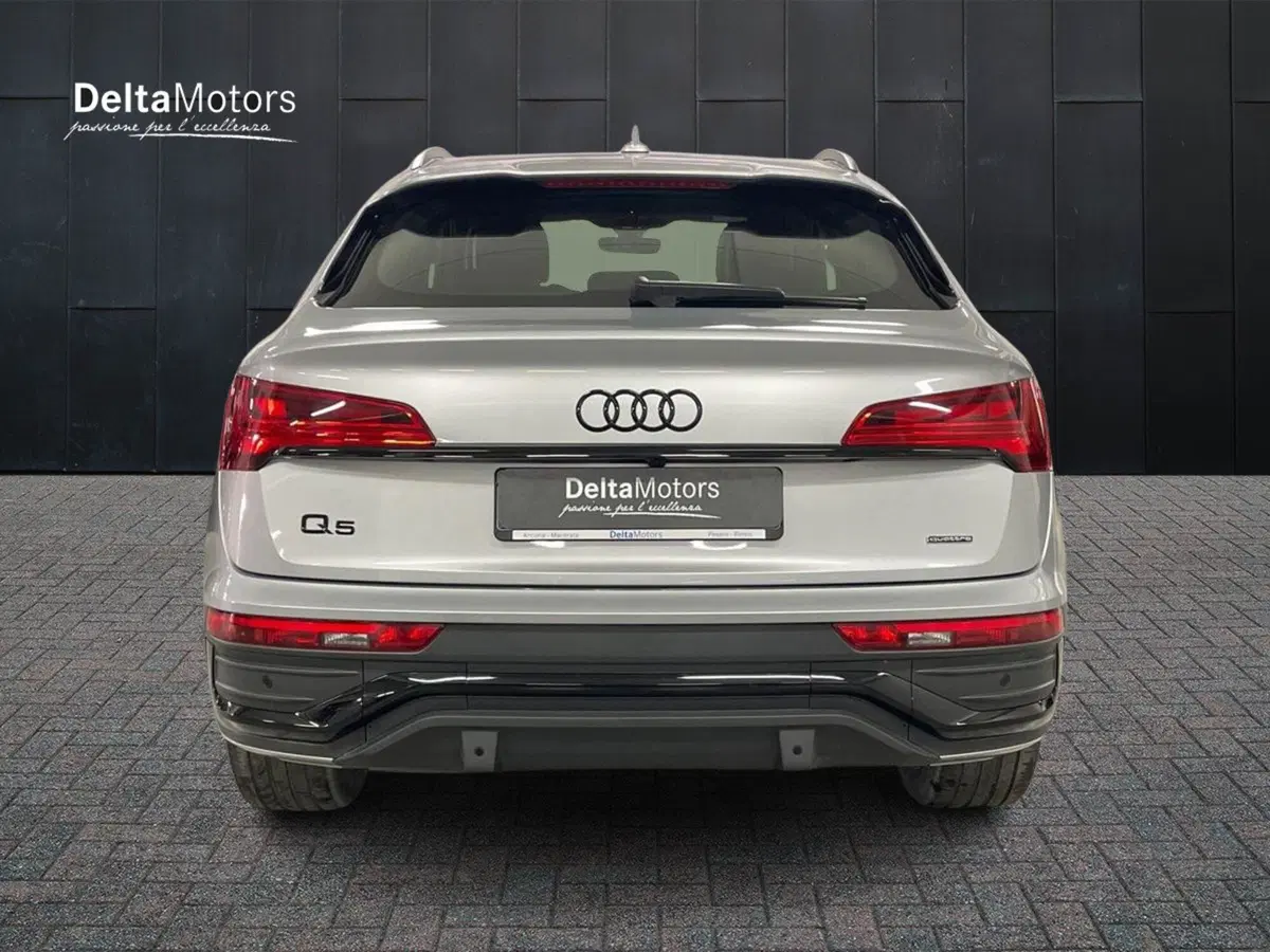 Audi Q5 Sportback usata a Macerata (4)
