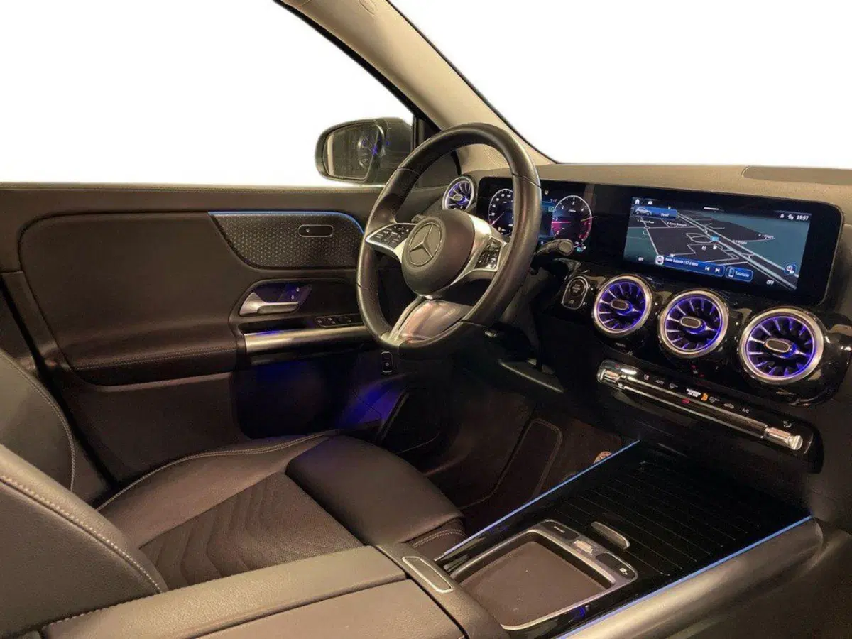Mercedes-Benz GLA SUV usata a Macerata (13)