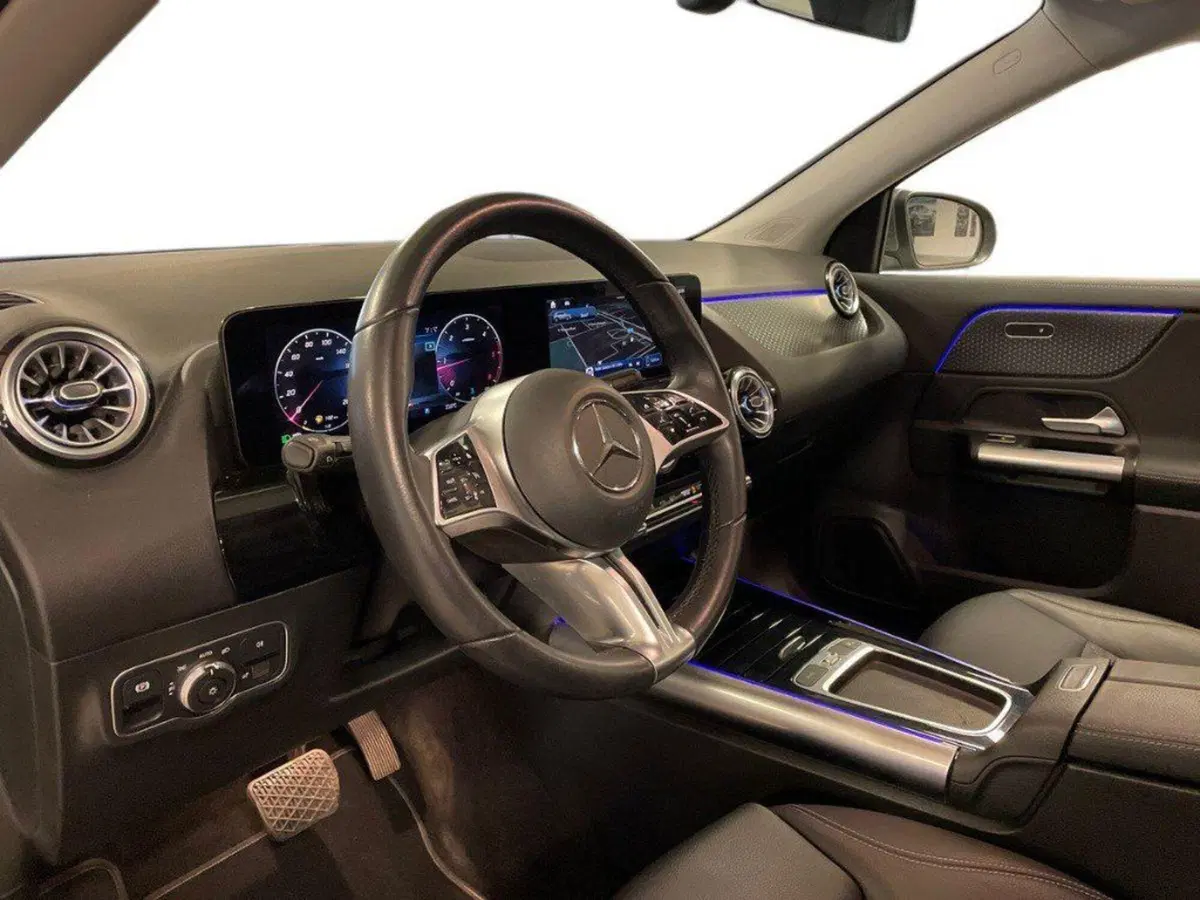 Mercedes-Benz GLA SUV usata a Macerata (15)