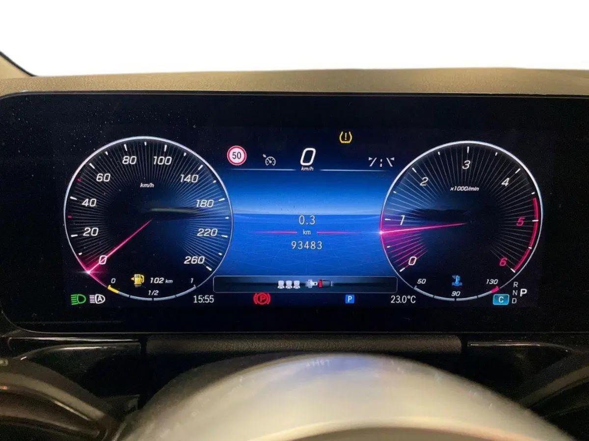 Mercedes-Benz GLA SUV usata a Macerata (18)