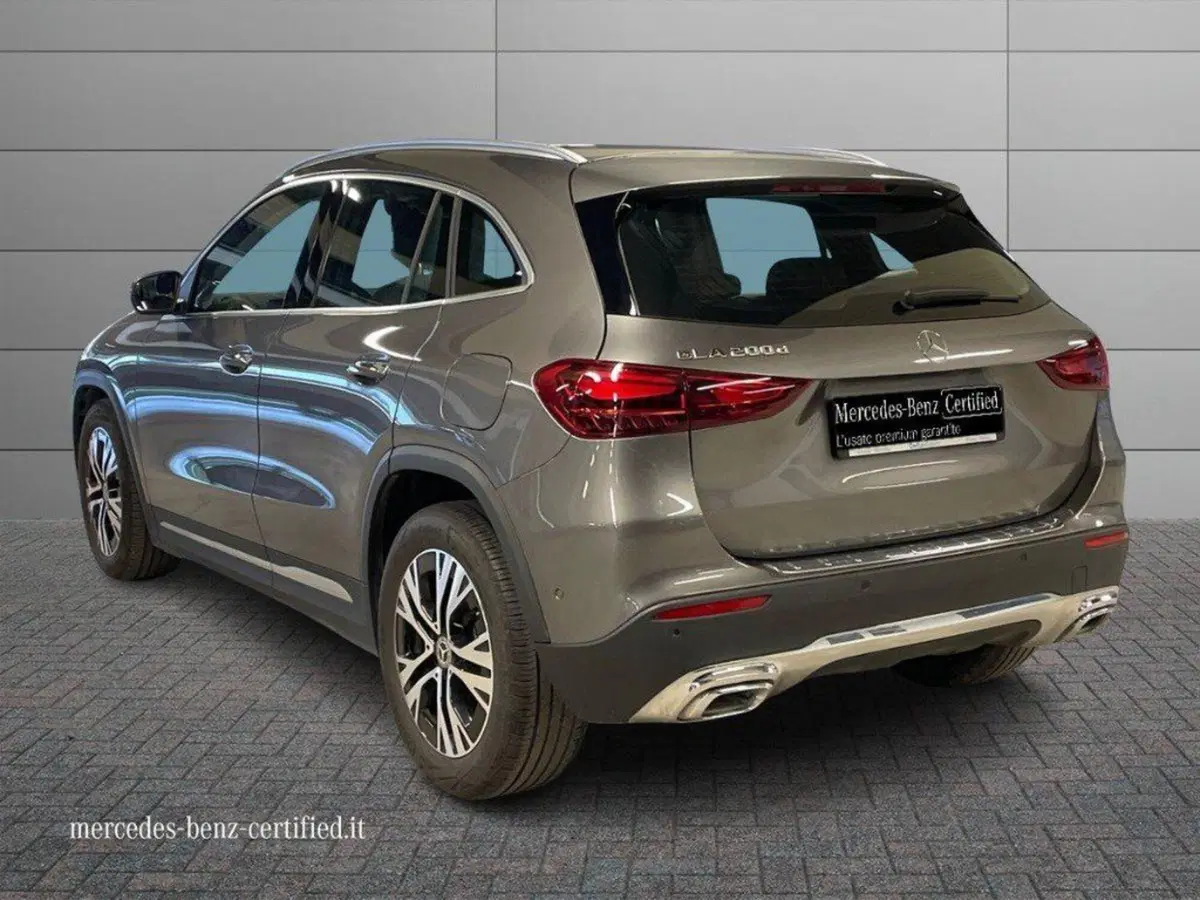 Mercedes-Benz GLA SUV usata a Macerata (3)