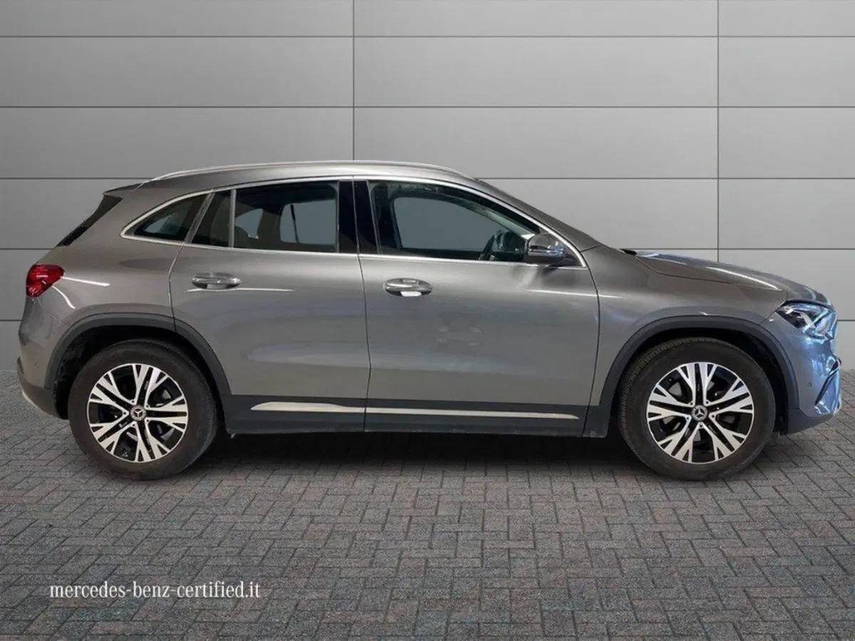 Mercedes-Benz GLA SUV usata a Macerata (5)