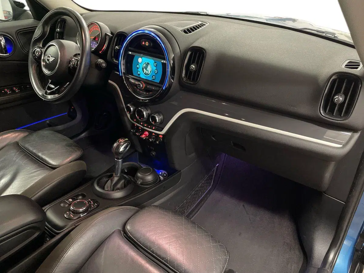 MINI Mini Countryman usata a Macerata (14)