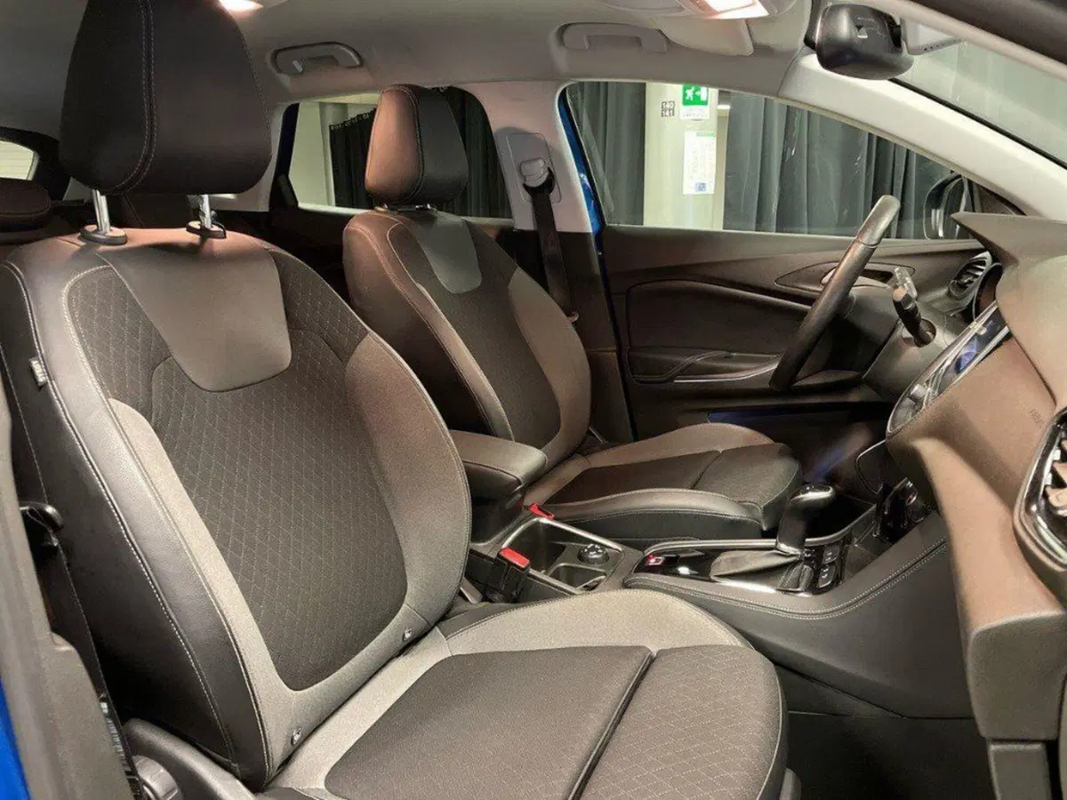 Opel Grandland X usata a Macerata (9)