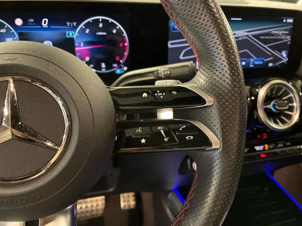 Mercedes-Benz GLA SUV usata a Macerata (17)