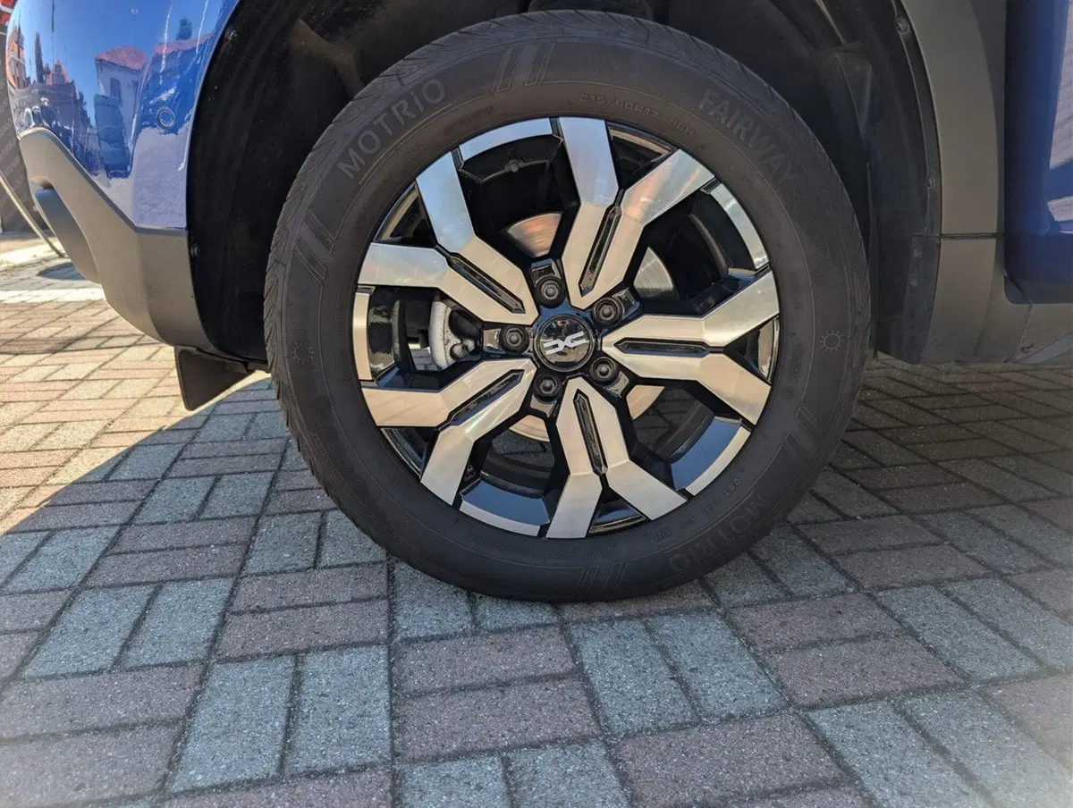 Dacia Duster usata a Pavia (13)