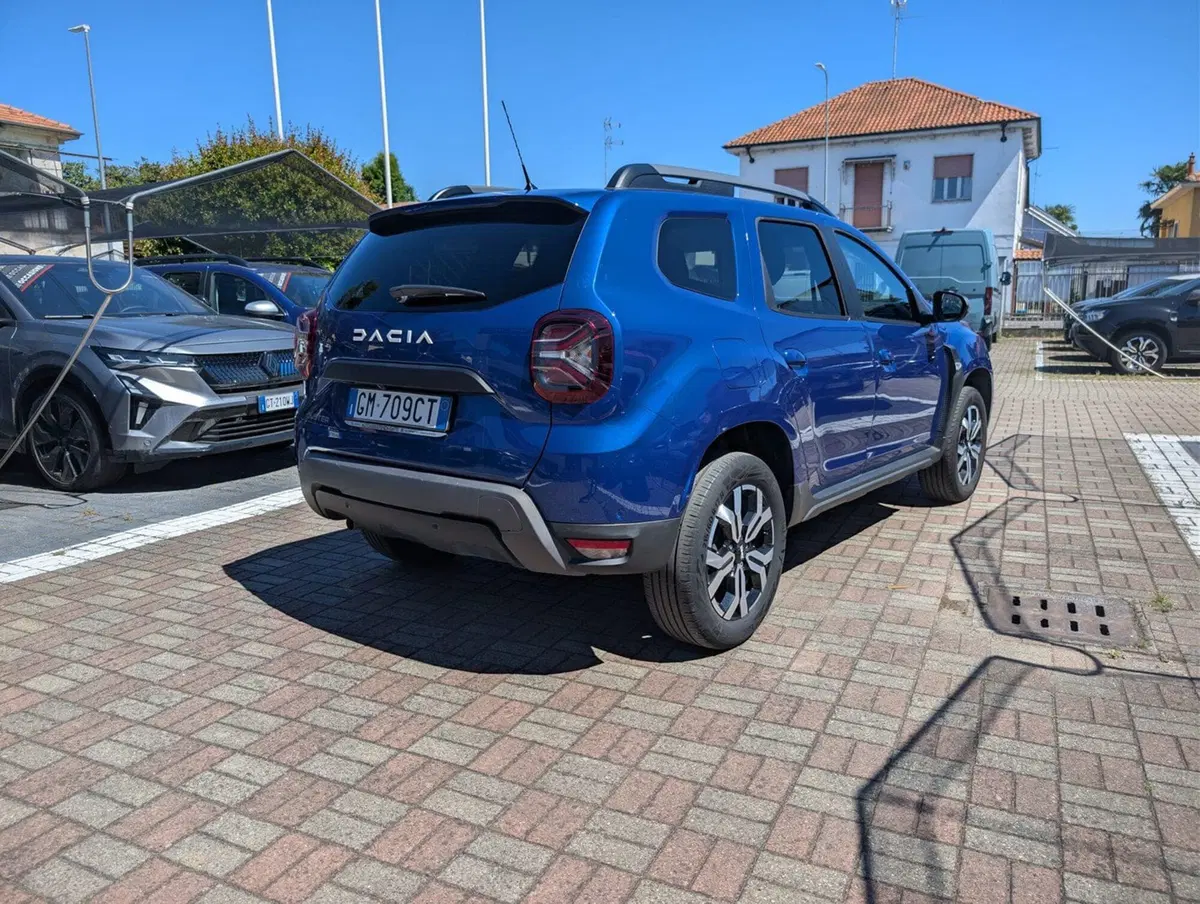 Dacia Duster usata a Pavia (19)