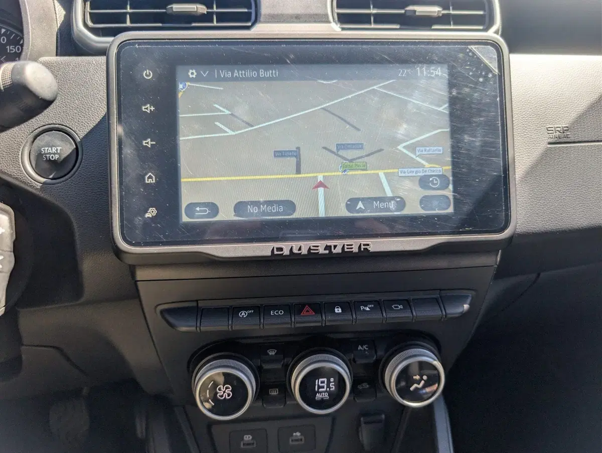 Dacia Duster usata a Pavia (7)