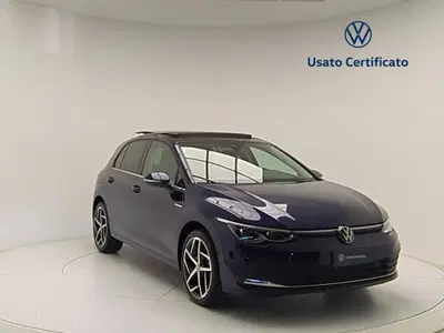 Volkswagen Golf 1.5 eTSI 130 CV EVO ACT DSG Style del 2023 usata a Pratola Serra