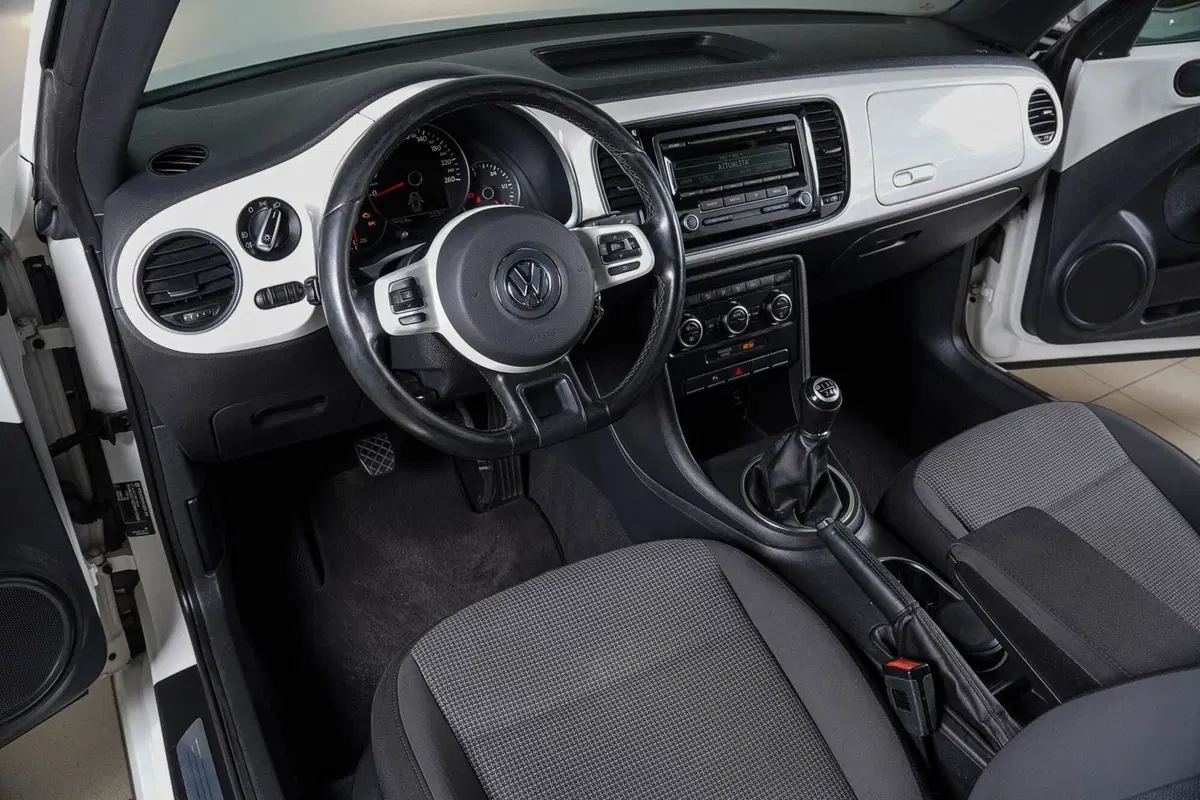 Volkswagen Maggiolino usata a Perugia (13)
